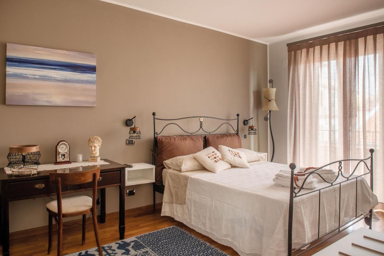 Torrevarata - Guest Rooms Santa Teresa Di Riva Eksteriør bilde